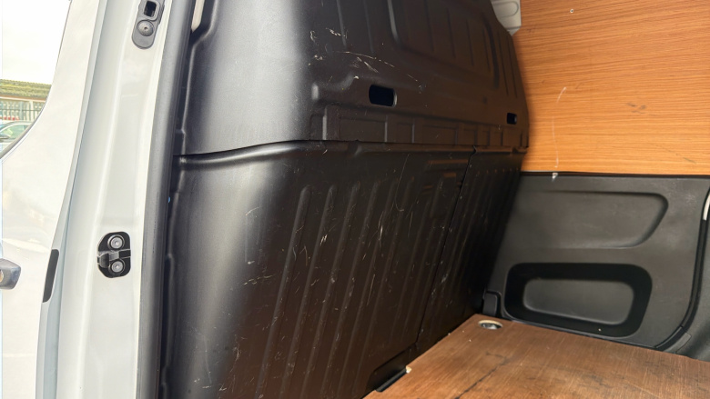 Vauxhall Combo Cargo Combo L1 Diesel 2300 1.5 Turbo D 100ps H1 Sportive Van